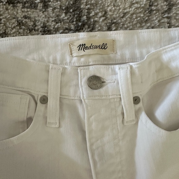 Madewell 11” High-Rise Skinny Jeans in Pure White - Picture 3 of 5